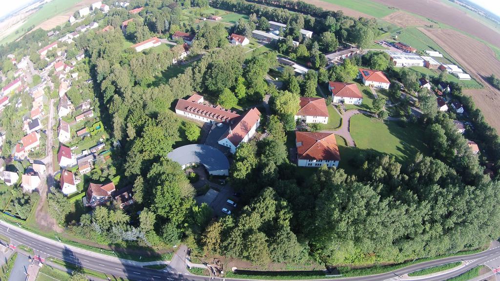 Hotel Ostseeländer Züssow Buitenkant foto