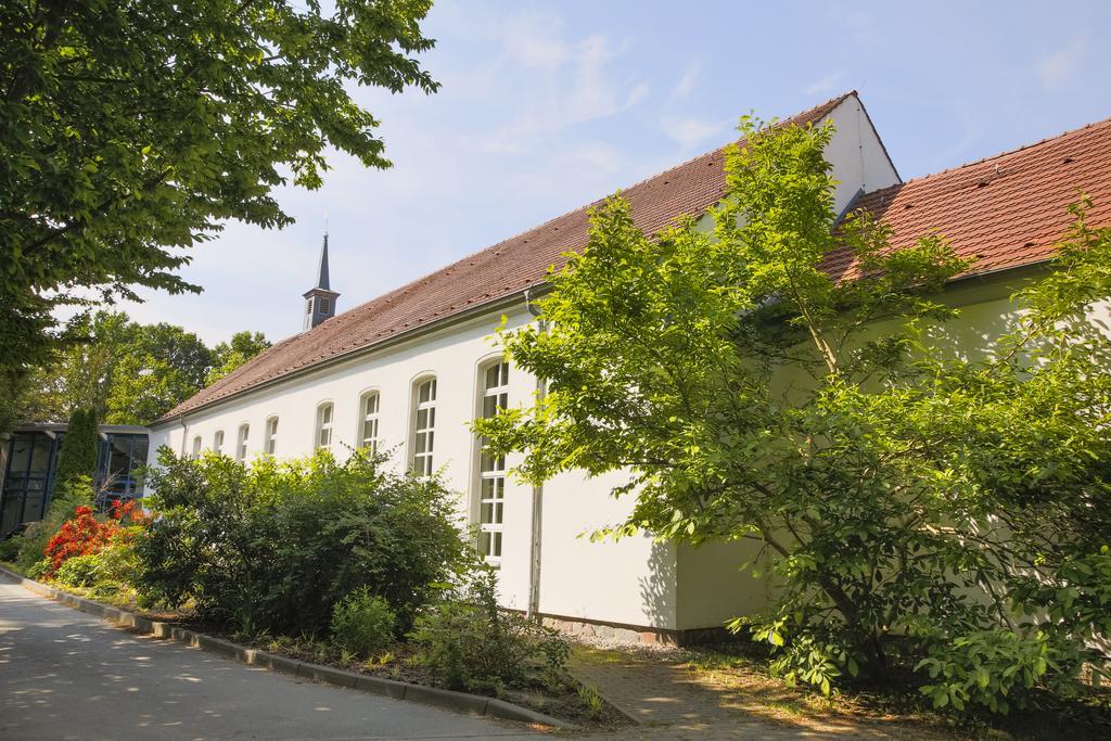 Hotel Ostseeländer Züssow Buitenkant foto